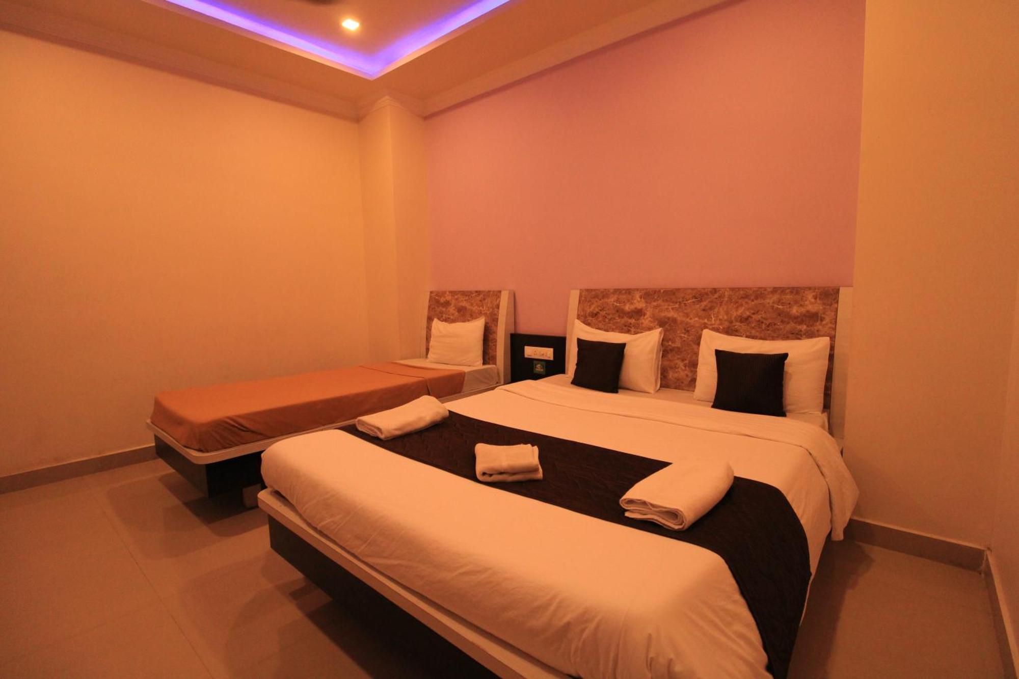 Bouvana Residency Pondicherry Exterior photo